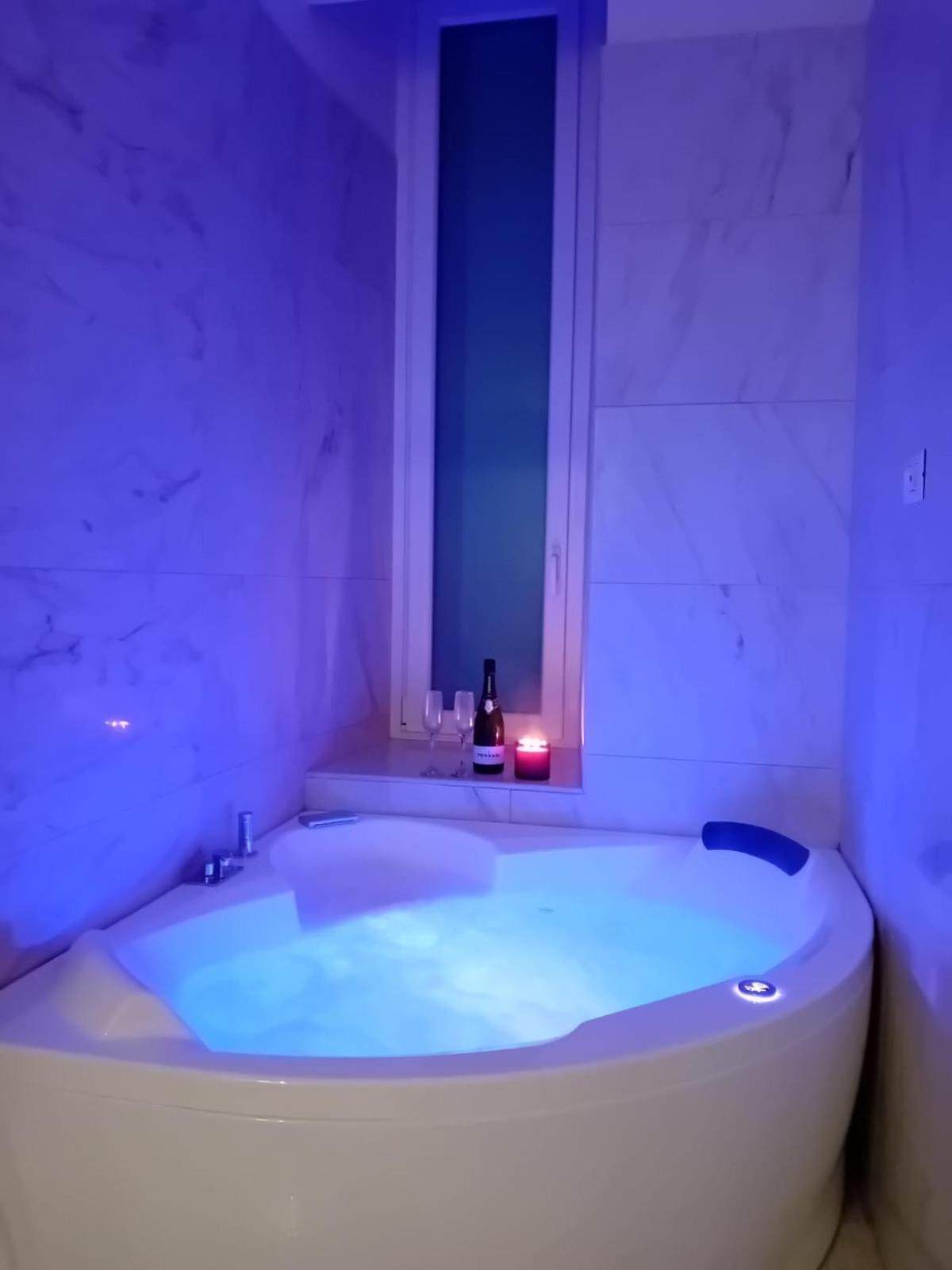 Bari Downtown Luxury Apartment Zewnętrze zdjęcie